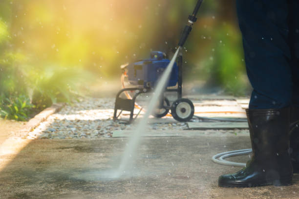 Best Warehouse Cleaning  in Amery, WI